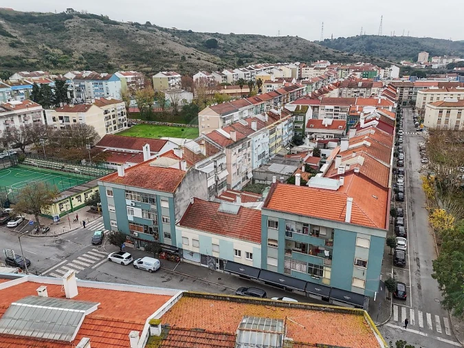 Apartamento T2 para Venda em Póvoa de Santo Adrião e Olival Basto Foto 20