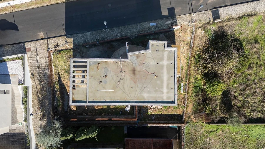 Moradia T4 para Venda em Bucelas Foto 29