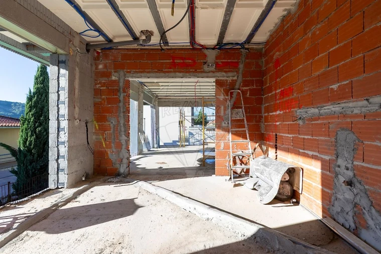 Moradia T4 para Venda em Bucelas Foto 7