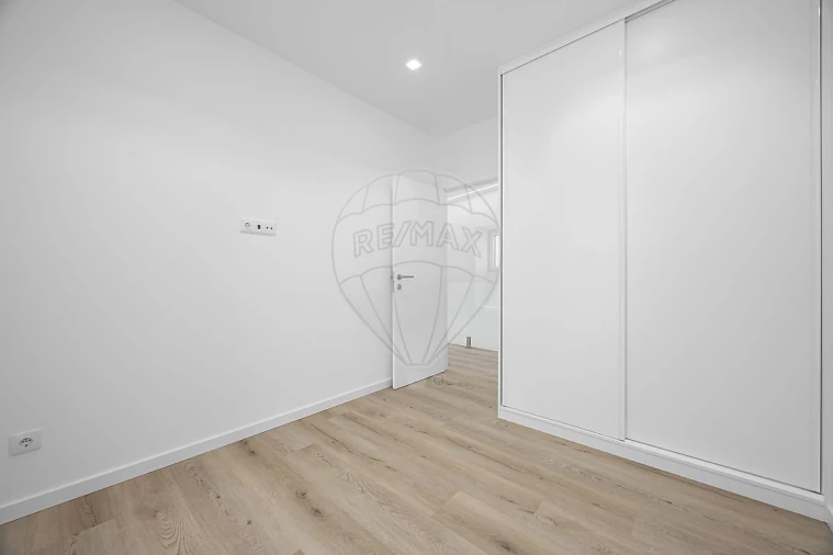 Moradia T2 para Venda em Ramalhal Foto 13