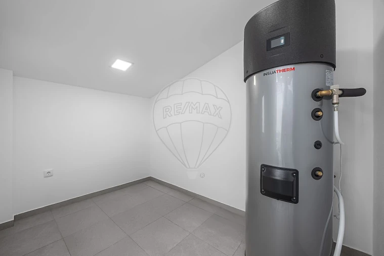 Moradia T2 para Venda em Ramalhal Foto 17