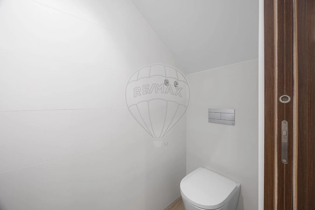 Moradia T2 para Venda em Ramalhal Foto 16