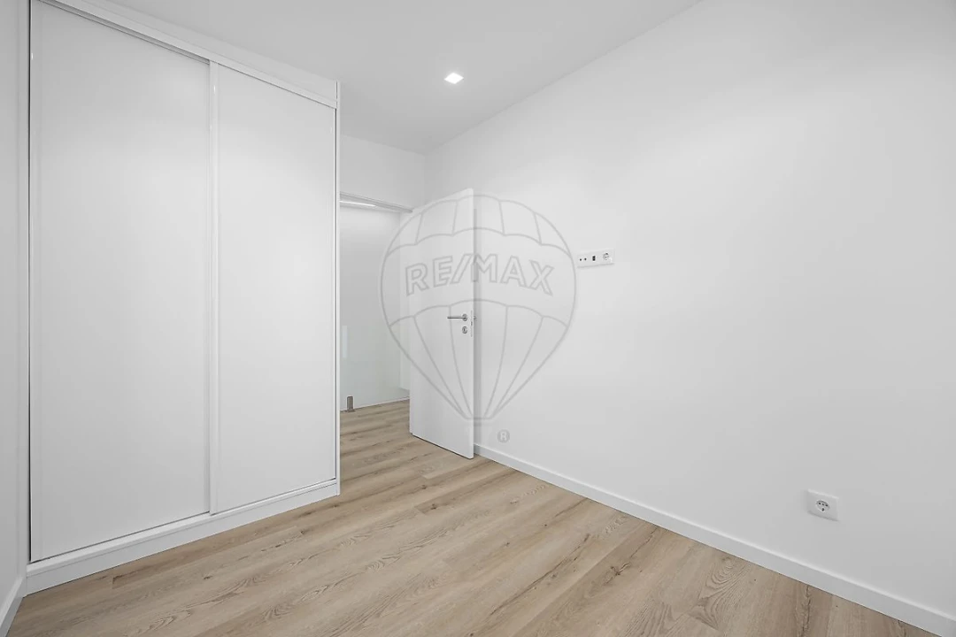 Moradia T2 para Venda em Ramalhal Foto 11