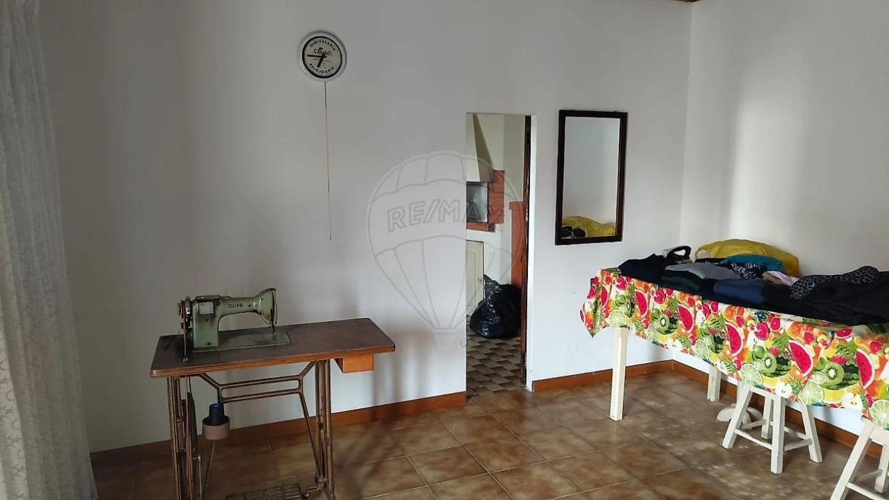 Moradia T4 para Venda em Cepelos Foto 17