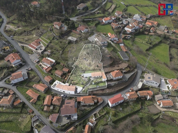 Moradia T4 para Venda em Cepelos Foto 33