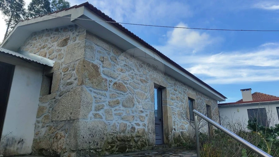 Moradia T4 para Venda em Cepelos Foto 31