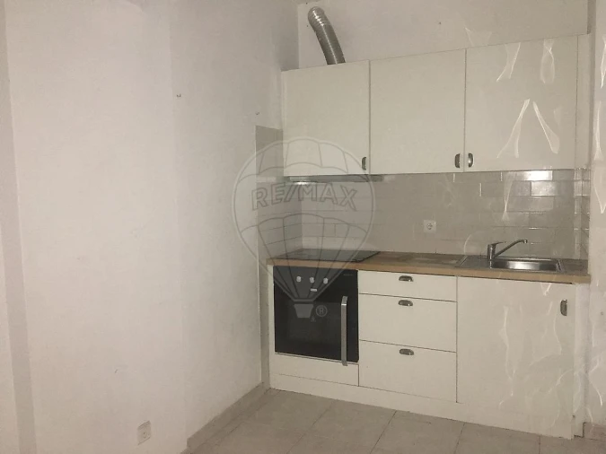 Apartamento T1 para Venda em Oeiras e São Julião da Barra, Paço de Arcos e Caxias Foto 7