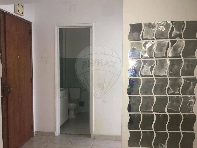 Apartamento T1 para Venda em Oeiras e São Julião da Barra, Paço de Arcos e Caxias Foto 4