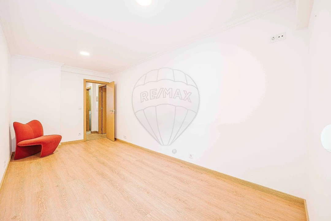 Apartamento T3 para Venda em Mina de Água Foto 18