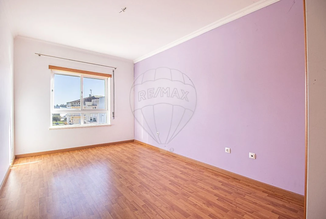 Apartamento T3 para Arrendamento em Riachos Foto 19