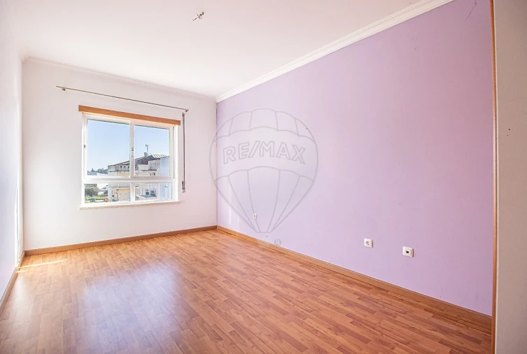 Apartamento T3 para Arrendamento em Riachos Foto 19