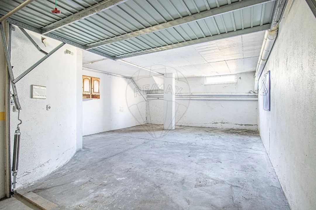 Apartamento T3 para Arrendamento em Riachos Foto 27