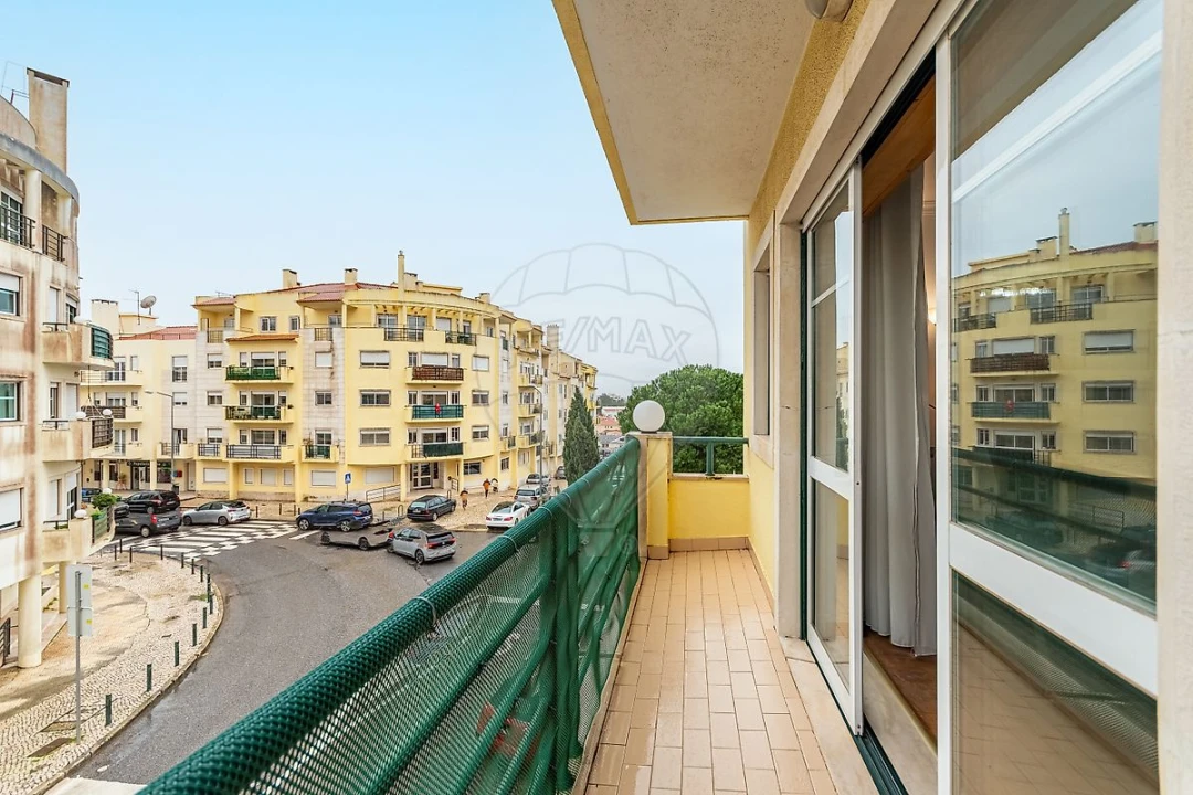 Apartamento T3 para Venda em São Domingos de Rana Foto 10