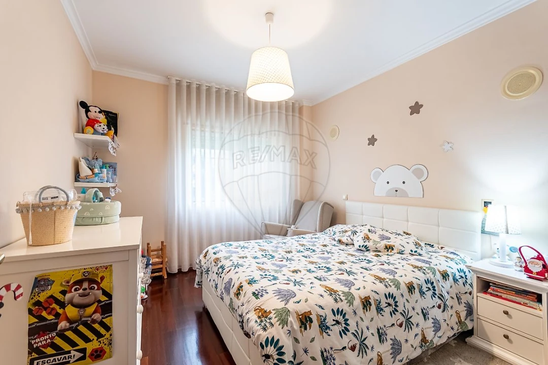 Apartamento T3 para Venda em São Domingos de Rana Foto 21