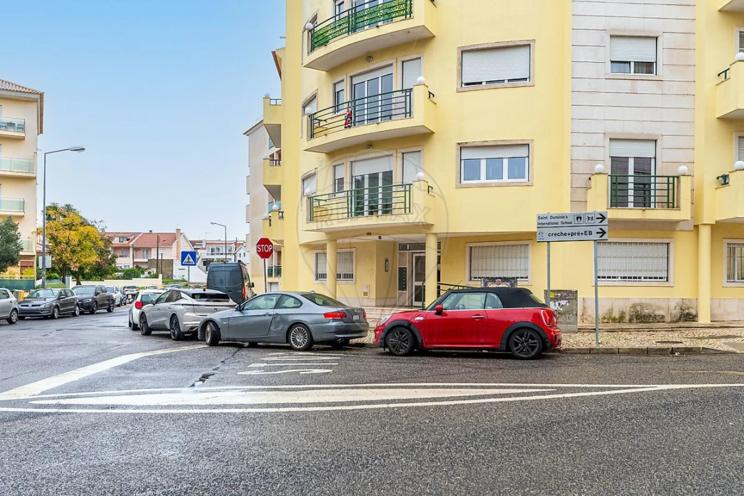 Apartamento T3 para Venda em São Domingos de Rana Foto 30