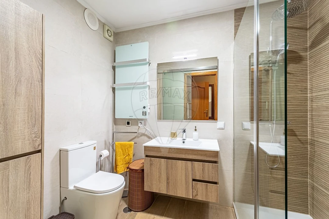 Apartamento T3 para Venda em São Domingos de Rana Foto 19