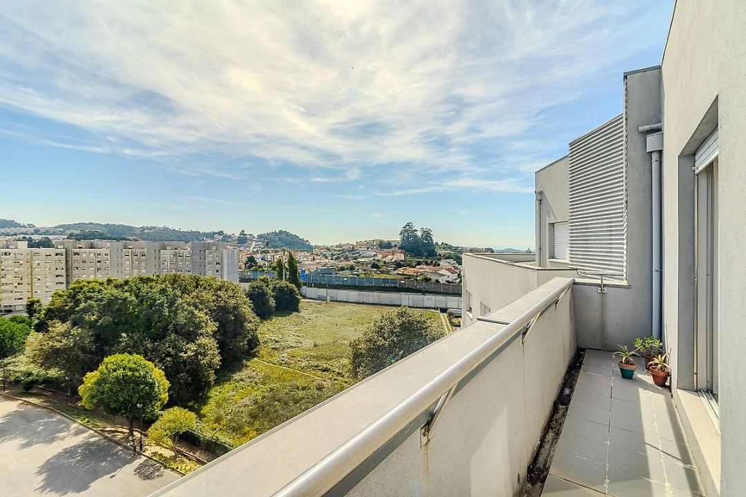 Apartamento T2 para Venda em Vilar de Andorinho Foto 10