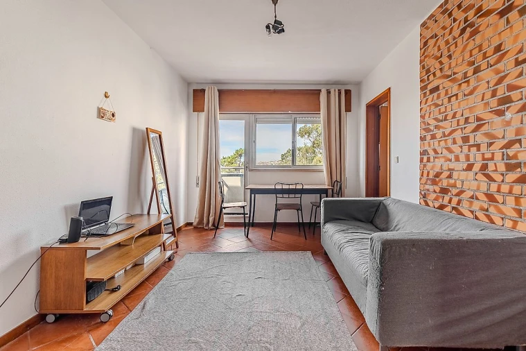 Apartamento T2 para Venda em Vilar de Andorinho Foto 5