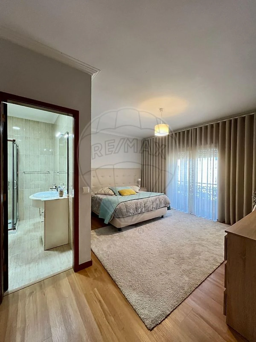 Apartamento T2 para Venda em Fiães Foto 14