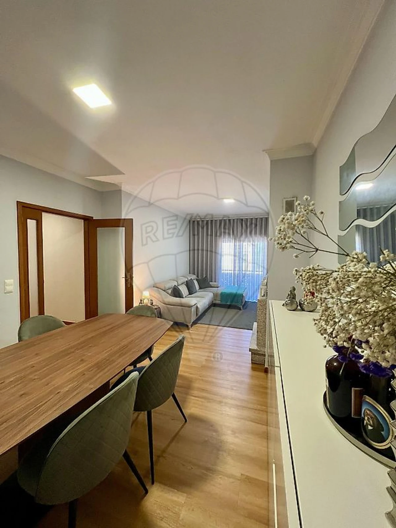 Apartamento T2 para Venda em Fiães Foto 1
