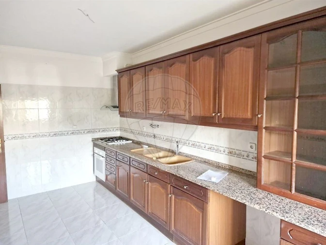 Apartamento T2 para Venda em Póvoa de Santa Iria e Forte da Casa Foto 11