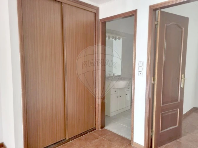 Apartamento T2 para Venda em Póvoa de Santa Iria e Forte da Casa Foto 12