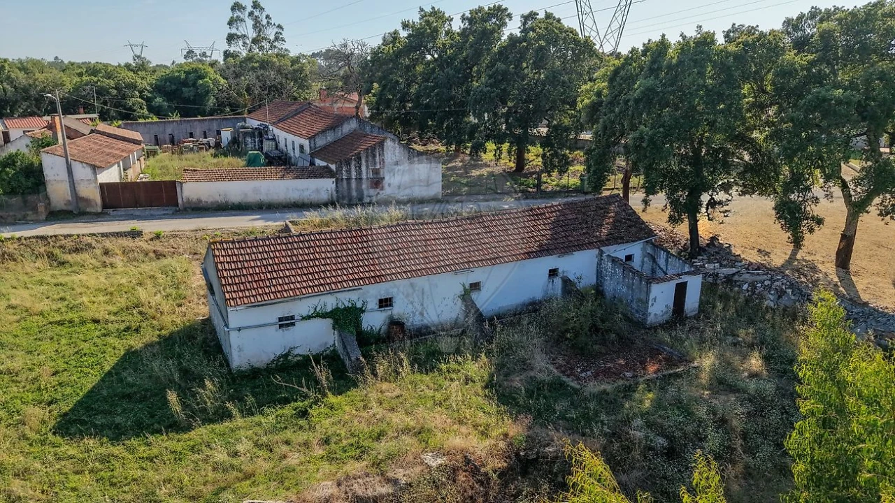 Armazém para Venda em Rio Maior Foto 2