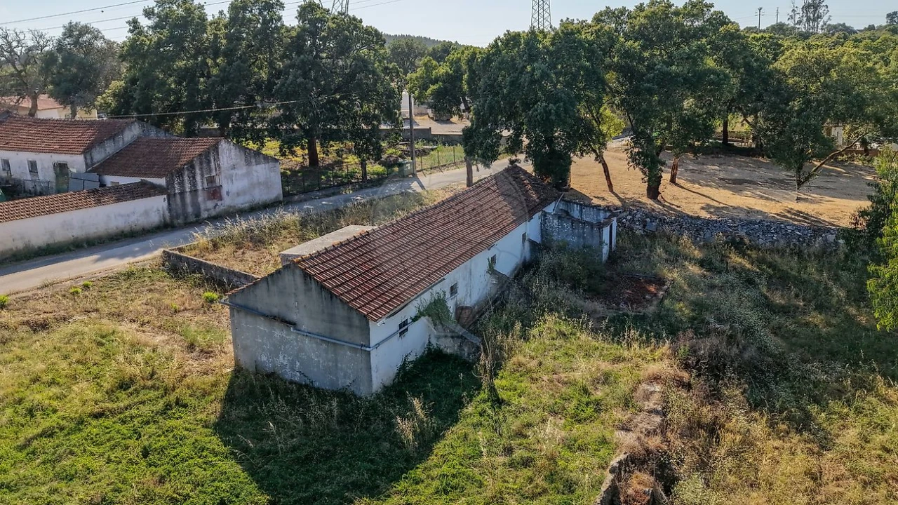 Armazém para Venda em Rio Maior Foto 24