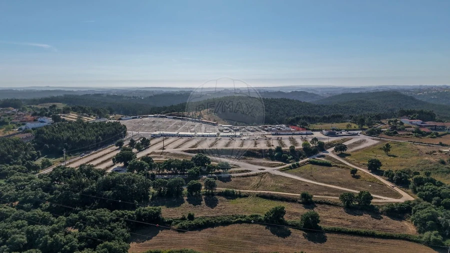 Armazém para Venda em Rio Maior Foto 23