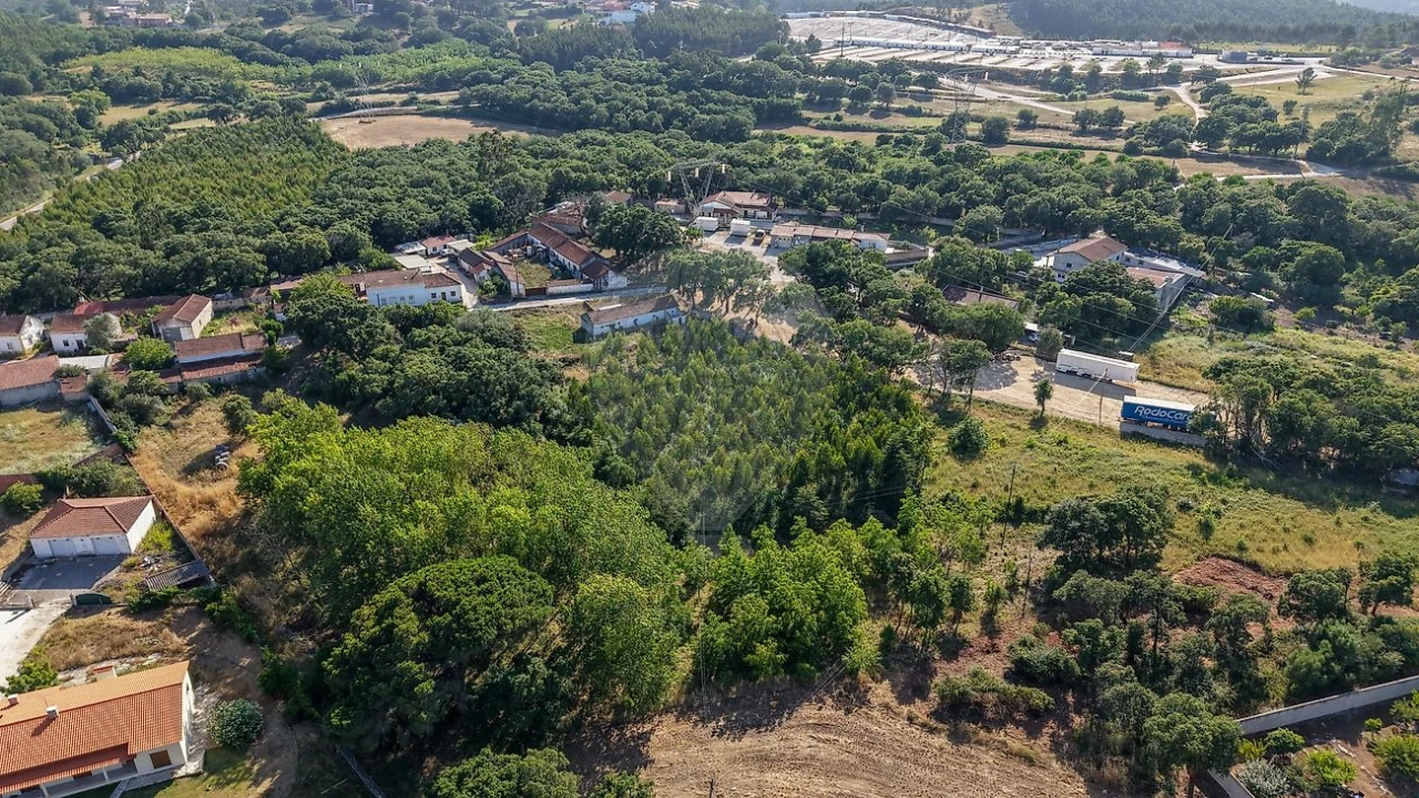 Armazém para Venda em Rio Maior Foto 17