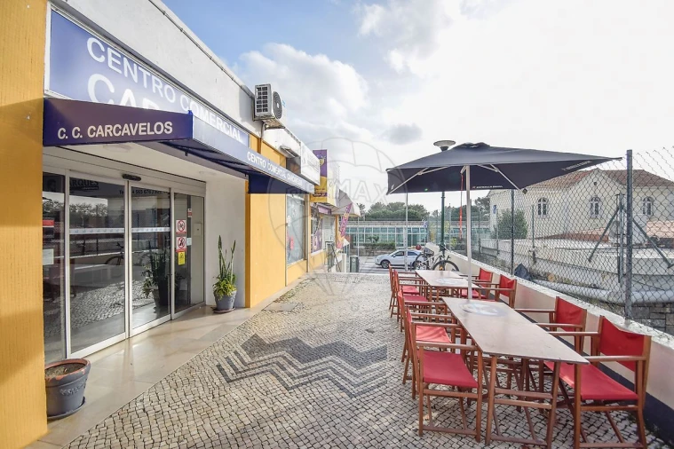 Negócio para Venda em Carcavelos e Parede Foto 3