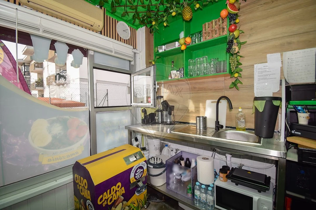 Negócio para Venda em Carcavelos e Parede Foto 14