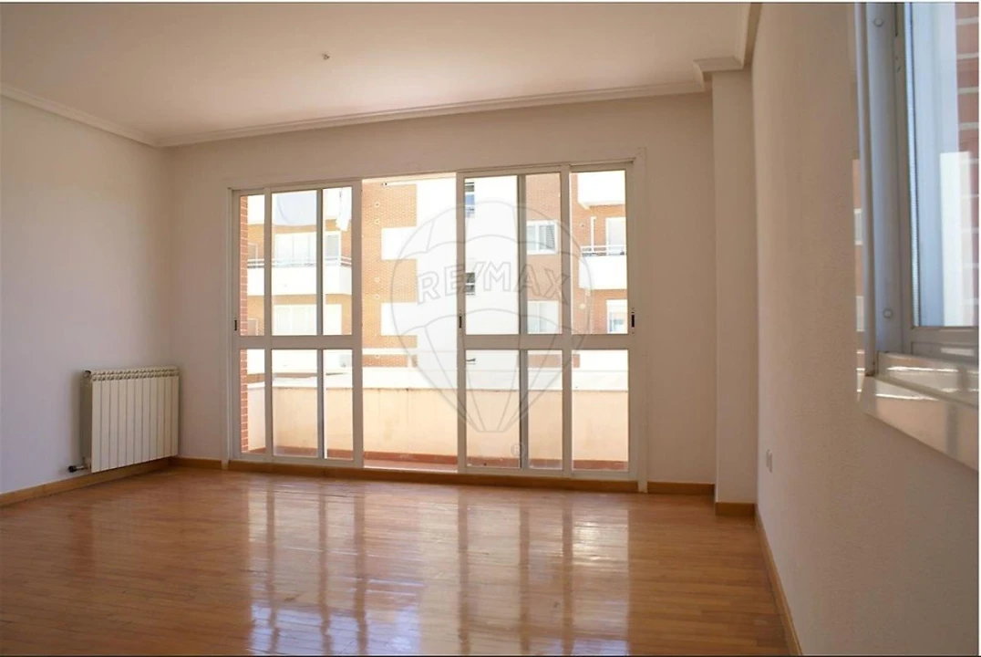 Apartamento T3 para Venda em Alhos Vedros Foto 5