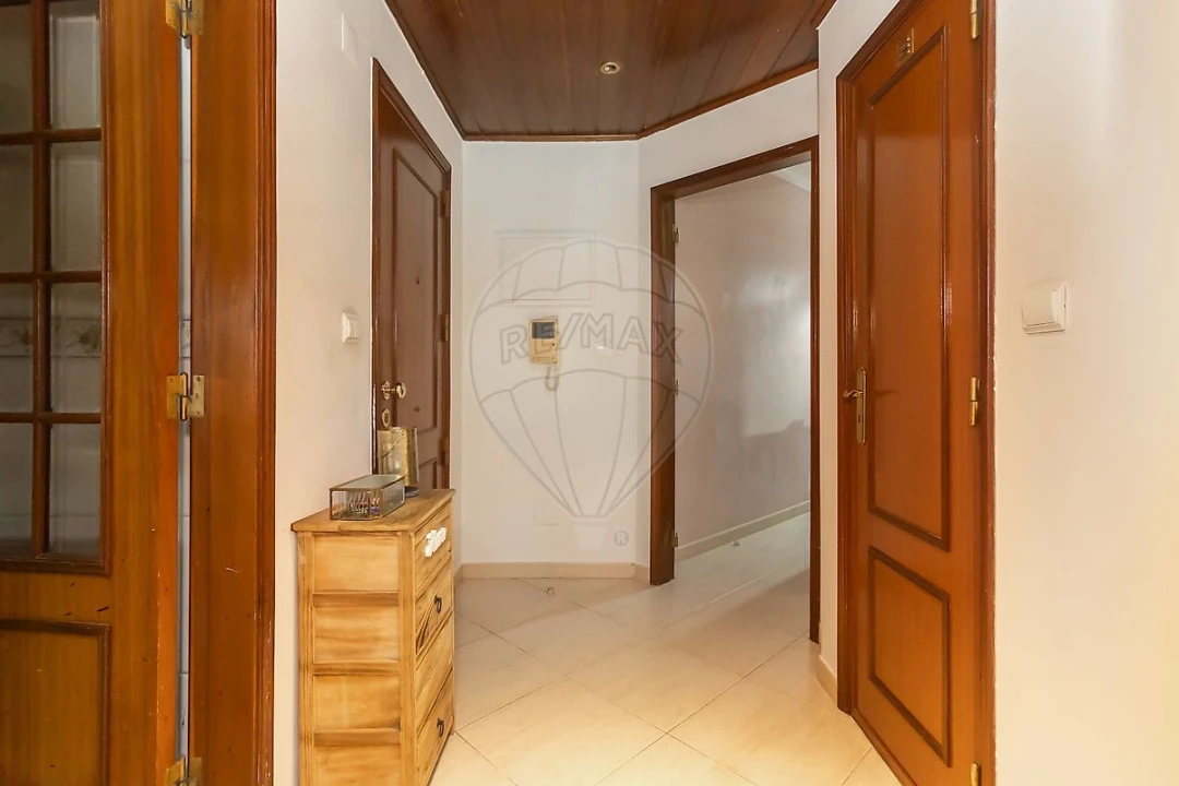 Apartamento T3 para Venda em Quinta do Conde Foto 24