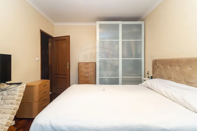 Apartamento T3 para Venda em Quinta do Conde Foto 32