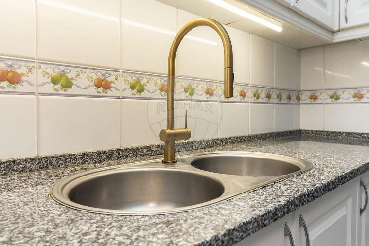 Apartamento T3 para Venda em Quinta do Conde Foto 9