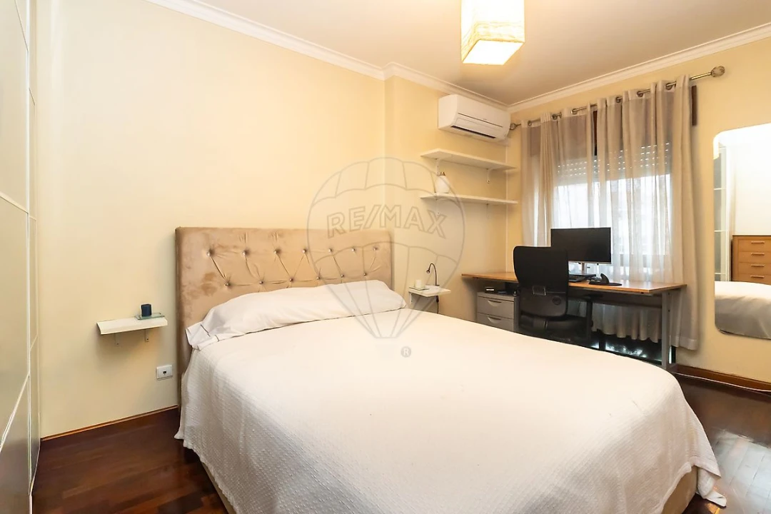 Apartamento T3 para Venda em Quinta do Conde Foto 29