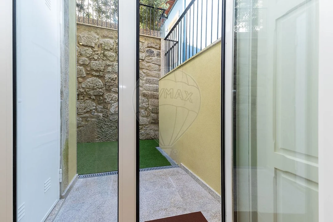 Apartamento T1 para Arrendamento em Bonfim Foto 14