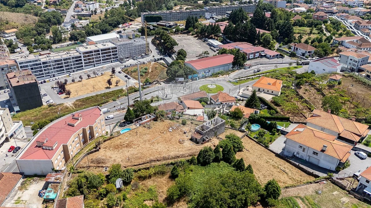 Moradia T2 para Venda em Lordelo Foto 11