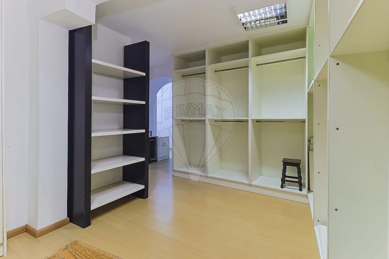 Loja para Arrendamento em Buarcos Foto 6