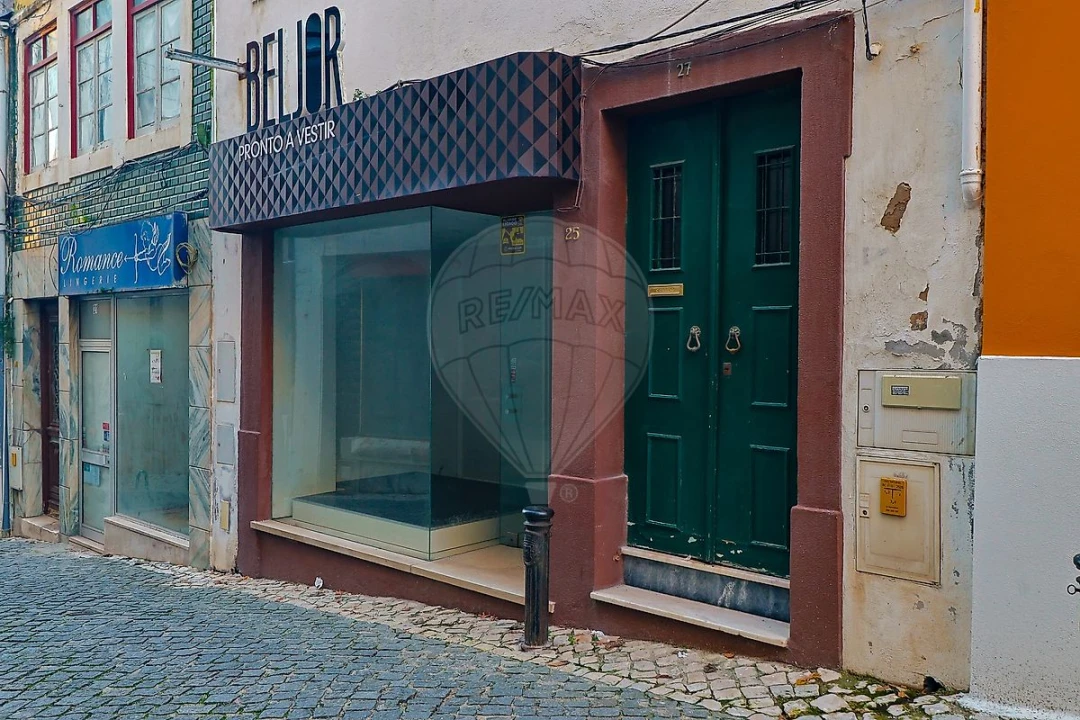 Loja para Arrendamento em Buarcos Foto 16