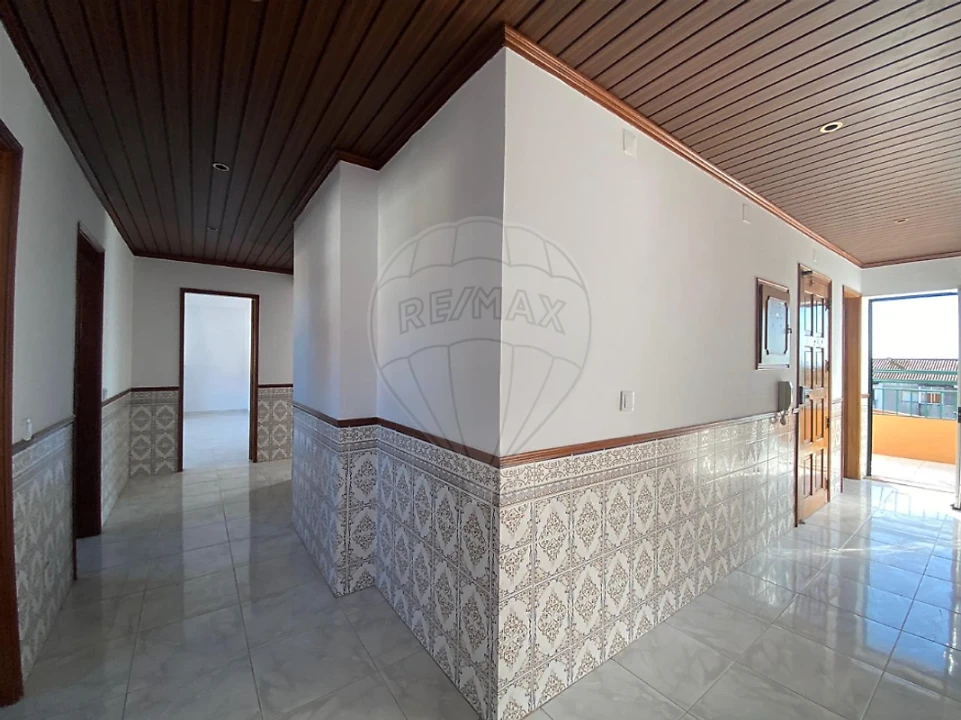 Apartamento T3 para Venda em Pinhal Novo Foto 2