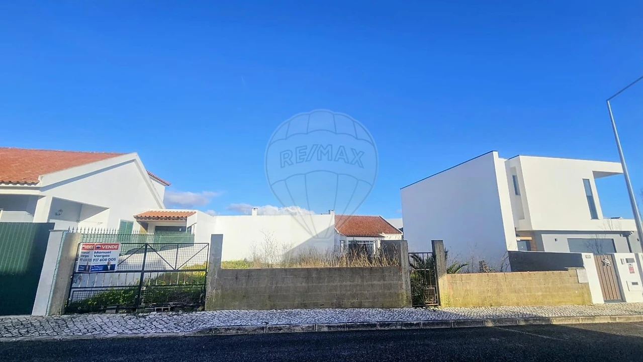 Terreno para Venda em São Domingos de Rana Foto 4