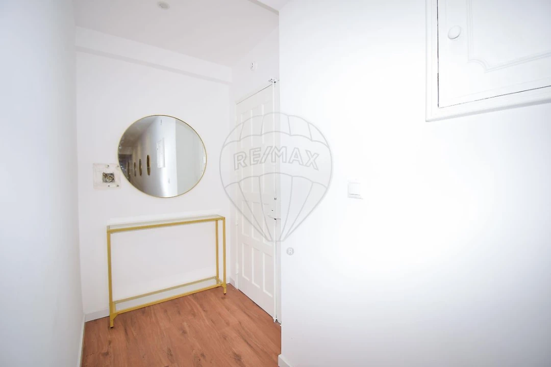 Negócio para Venda em Queluz e Belas Foto 3