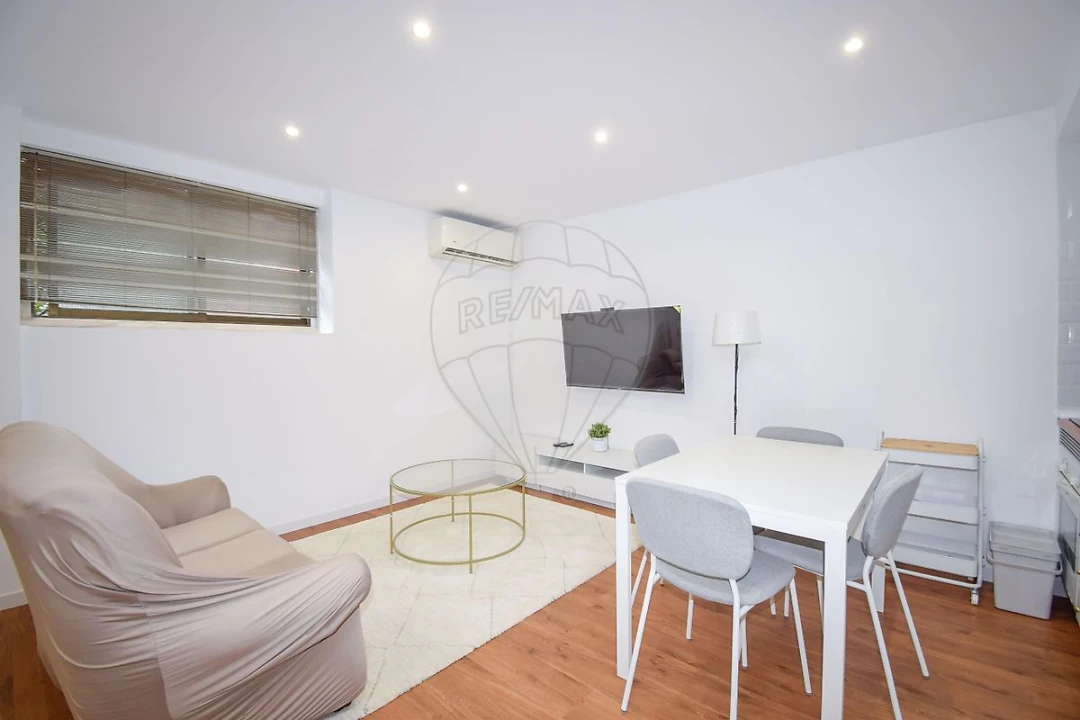 Negócio para Venda em Queluz e Belas Foto 8