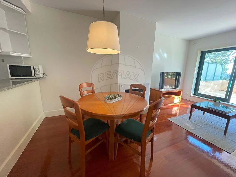 Apartamento T1 para Arrendamento em Ramalde Foto 1