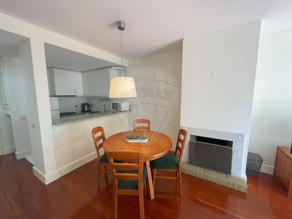 Apartamento T1 para Arrendamento em Ramalde Foto 12