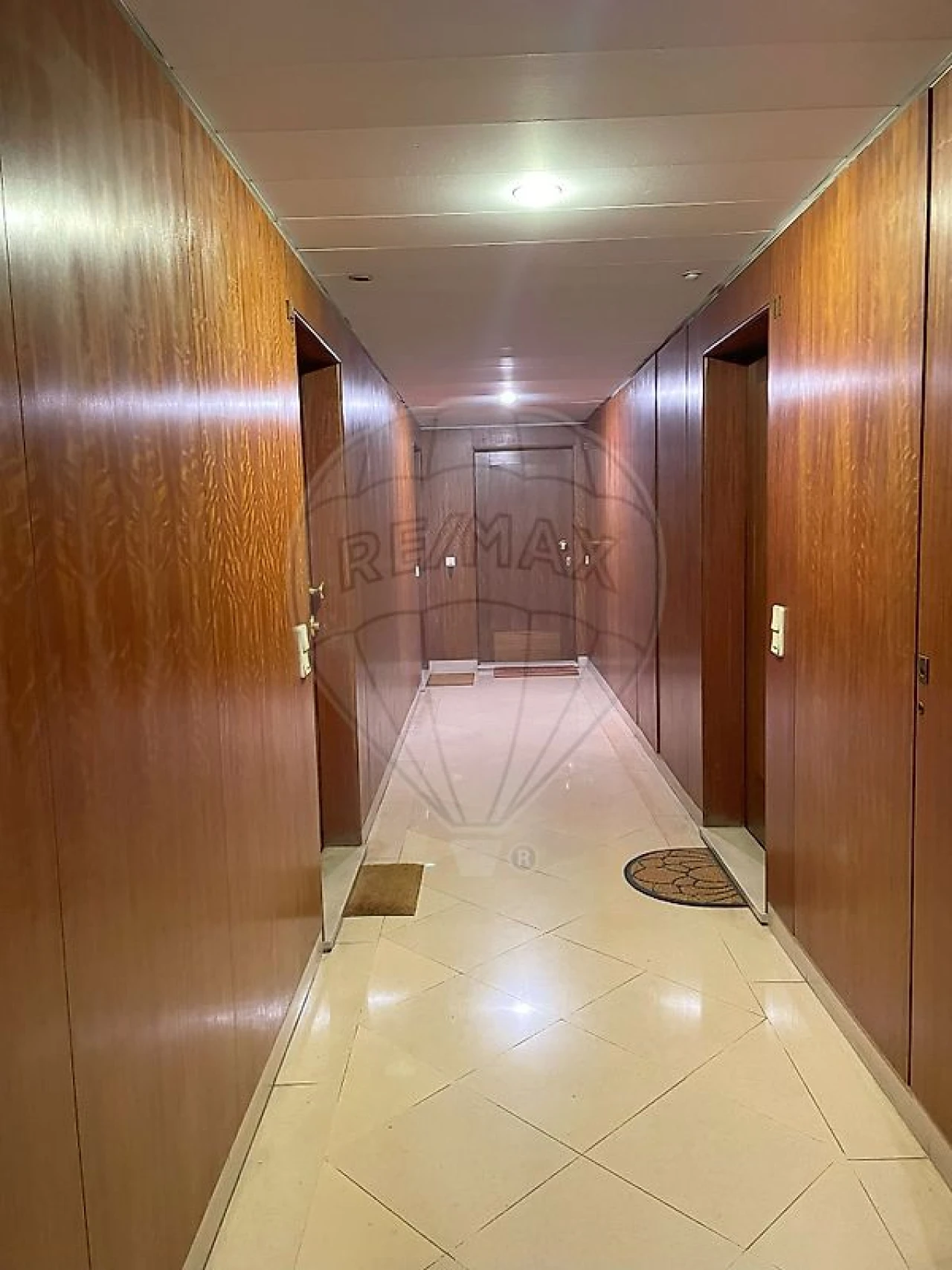 Apartamento T1 para Arrendamento em Ramalde Foto 16