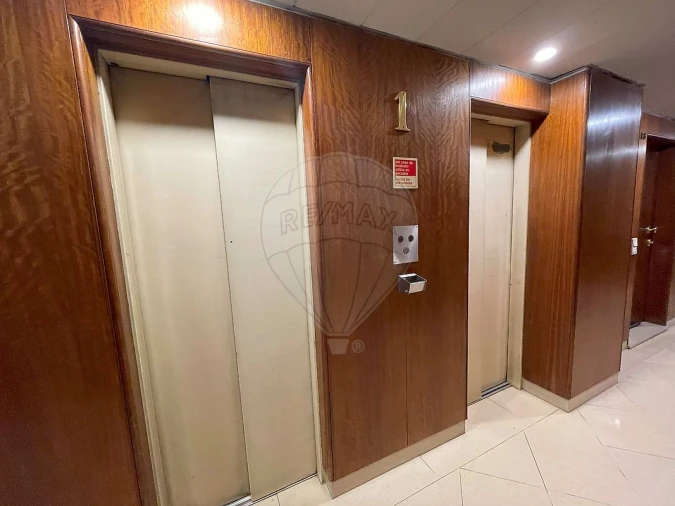 Apartamento T1 para Arrendamento em Ramalde Foto 17