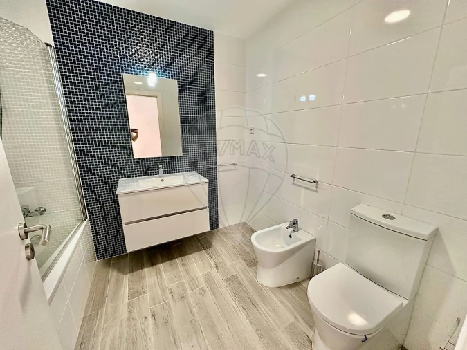 Apartamento T3 para Venda em Peso da Régua e Godim Foto 8